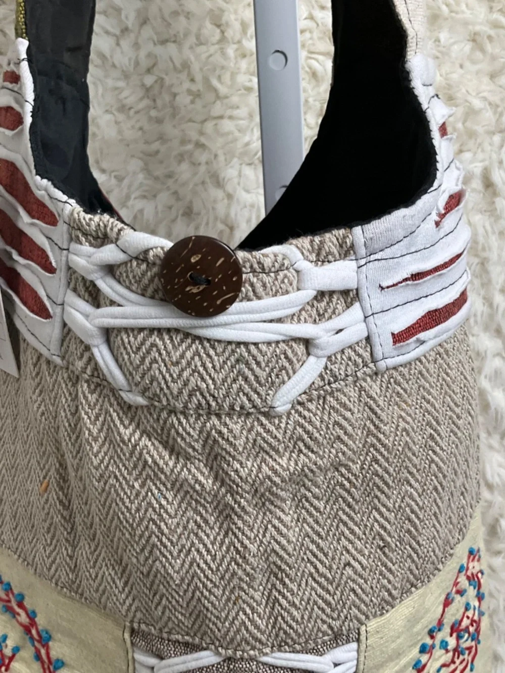 HIMALAYAN HOBO-STYLE WOMEN'S CROSSBODY/SLING PURSE~NWT!